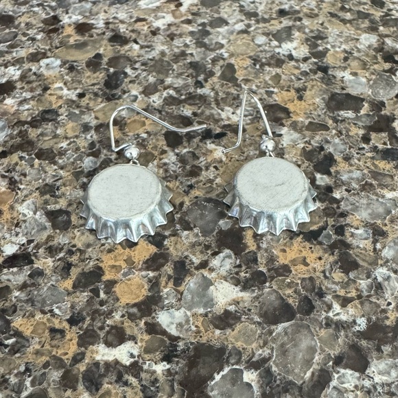 Super-Cute Happy Bright Yellow Flower dangle earrings - Picture 5 of 5